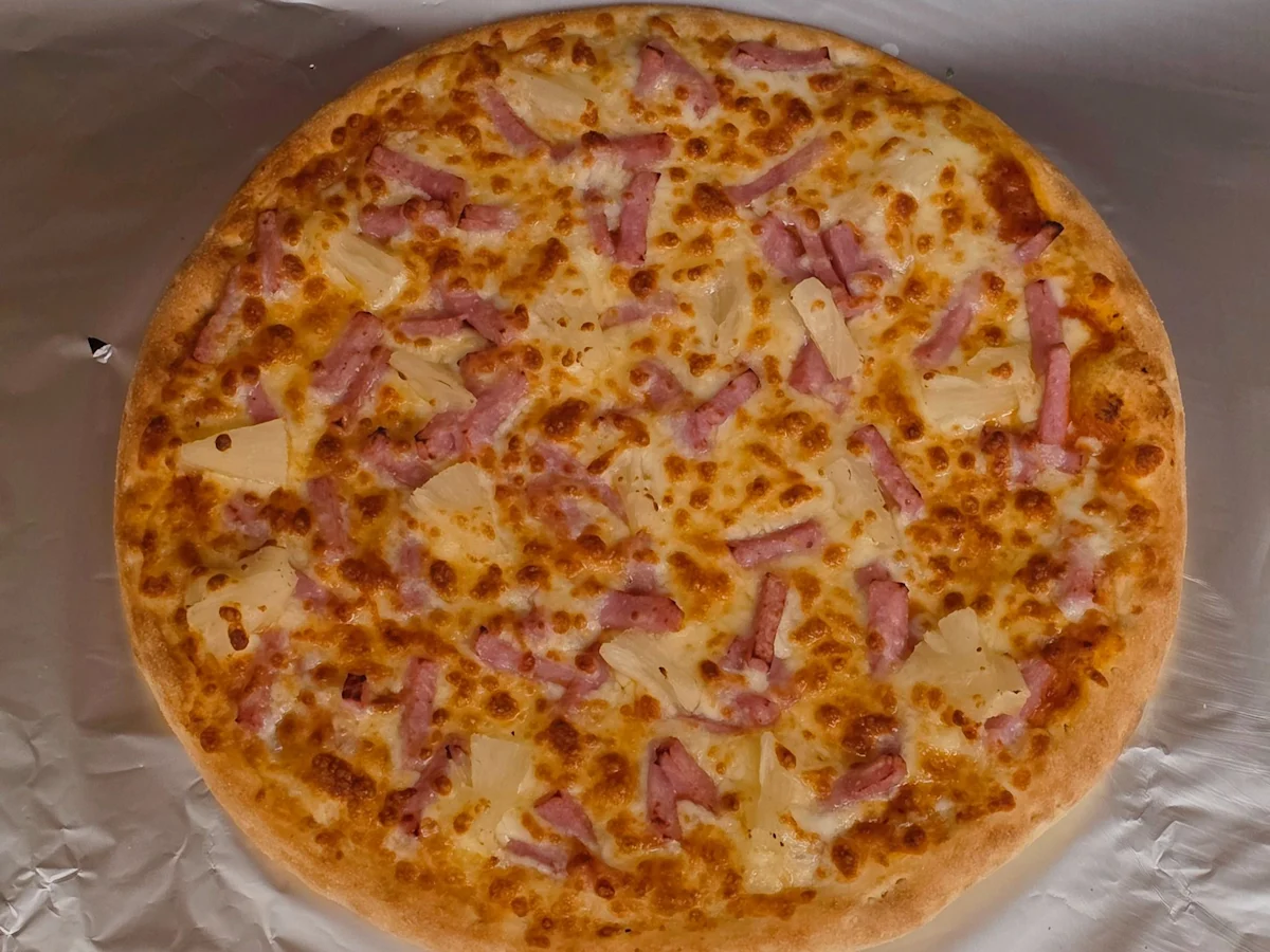 Hawaiian Pizza
